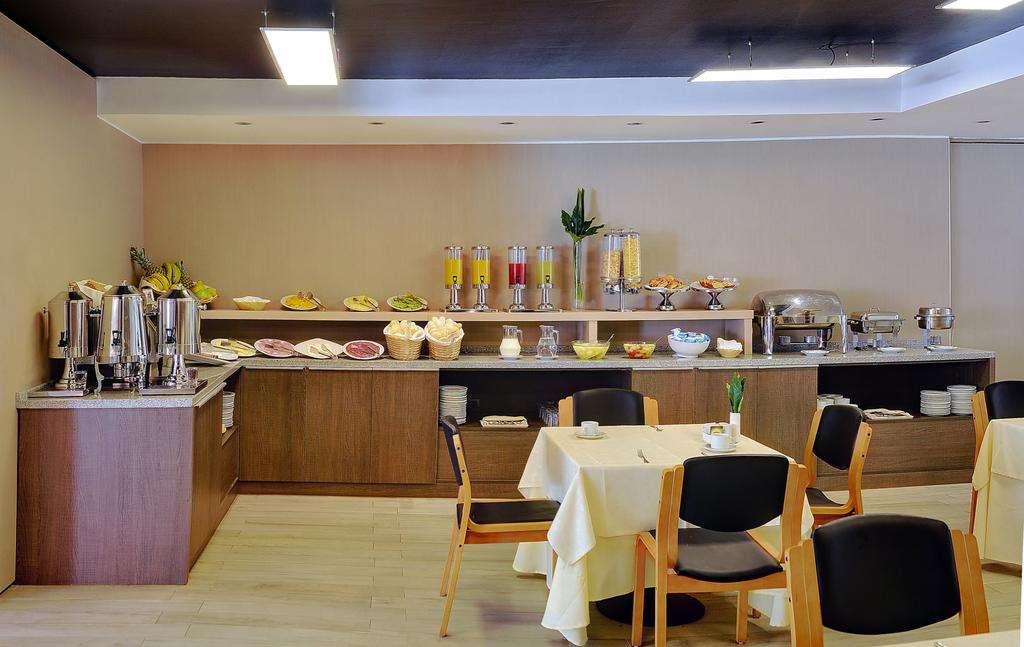 Panamericana Hotel Providencia ซานติอาโก ร้านอาหาร รูปภาพ