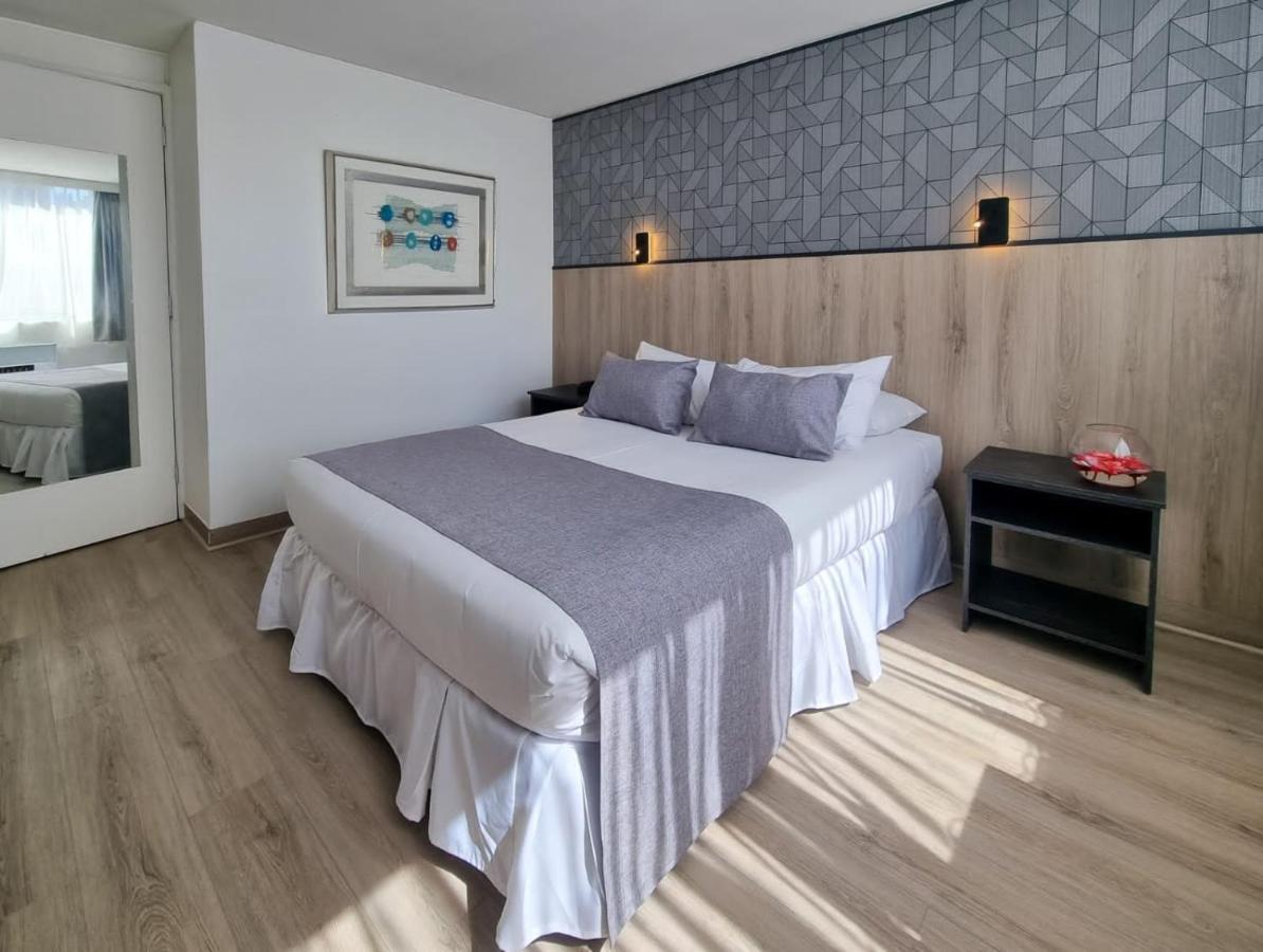 Panamericana Hotel Providencia ซานติอาโก ภายนอก รูปภาพ