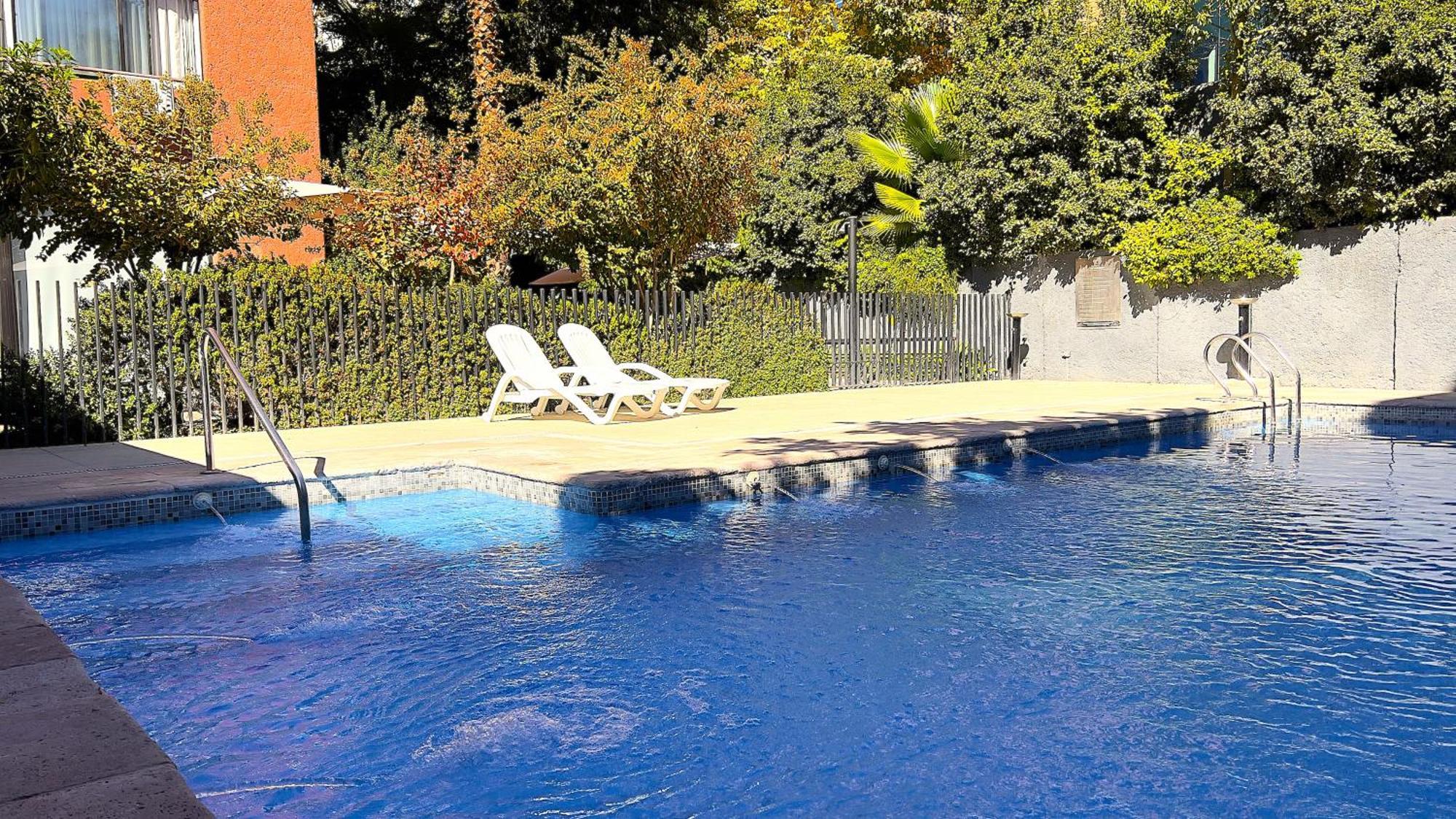 Panamericana Hotel Providencia ซานติอาโก ภายนอก รูปภาพ